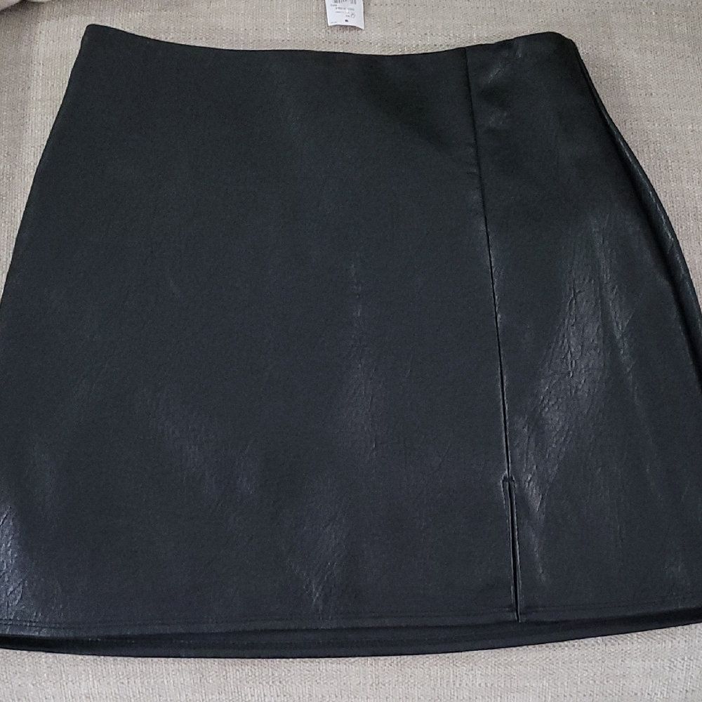 Old Navy Black Faux Leather Mini Skirt